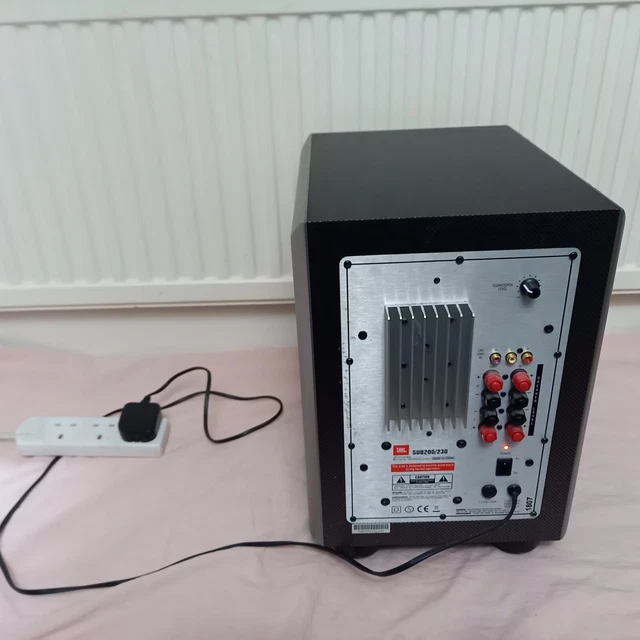 100W ACTIVE JBL HARMAN SUB200 230 powered SUBWOOFER auto sTANDBY £99.00