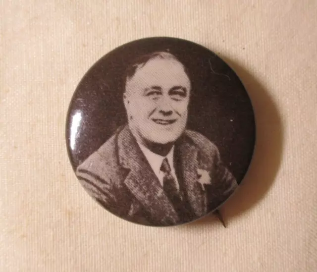 1930's Pinback Button 1.25" FRANKLIN D. ROOSEVELT w/ Rear Paper Insert 5971