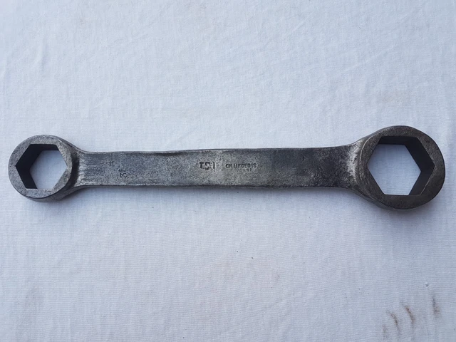Clé à Griffes Réglable Ancienne – Outil Vintage De Mécanicien, Pièce Déco Ou Utilitaire