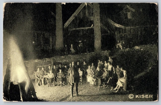 Portland, Oregon OR - Oregon Caves No. 2419 - Vintage Postcard