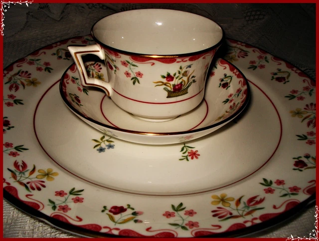 Lot De 4 Services De Table Wedgwood Bianca Williamsburg - 20 Pièces - Porcelaine