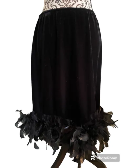 Vintage Victor Costa Black Velvet Elastic Waistband Ostrich Feather Skirt Size M