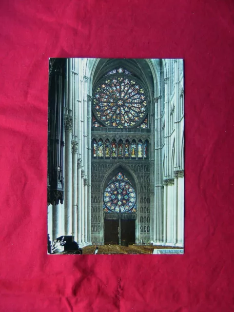 cp reims,la cathédrale notre-dame,la nef vue du choeur