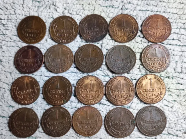 Lot de 20 pièces de monnaie françaises 1 centime Dupuis