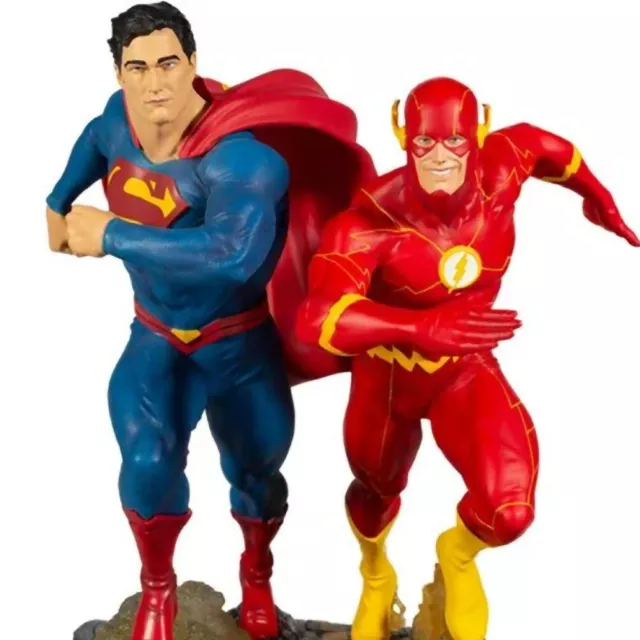 DC Battle Superman vs The Flash Racing Statue McFarlane Limited Edition DC Battle Superman vs The Flash Racing Statue McFarlane Limited Edition