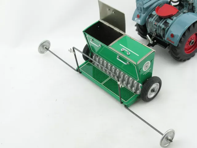 Blechspielzeug - Traktor Zubehör Sämaschine von KOVAP 0401