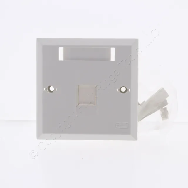 Hubbell Asian/UK Style Istation Jack Wallplate Shuttered 1-Port Box Mount BPS11A