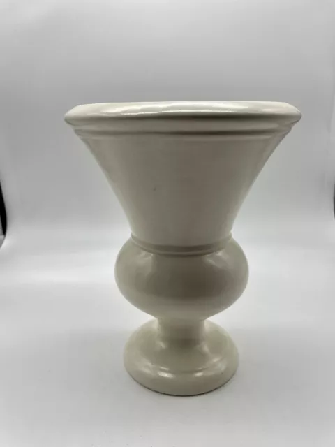 Haeger Art Pottery Vase Off White Matte Urn Retro Mid Century 9"