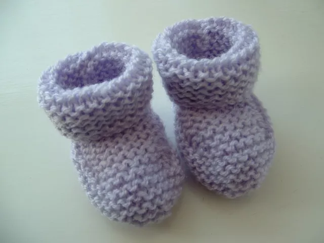 Baby  Bootees / Booties 0-3 Months, Pale Lilac, Hand Knitted, New