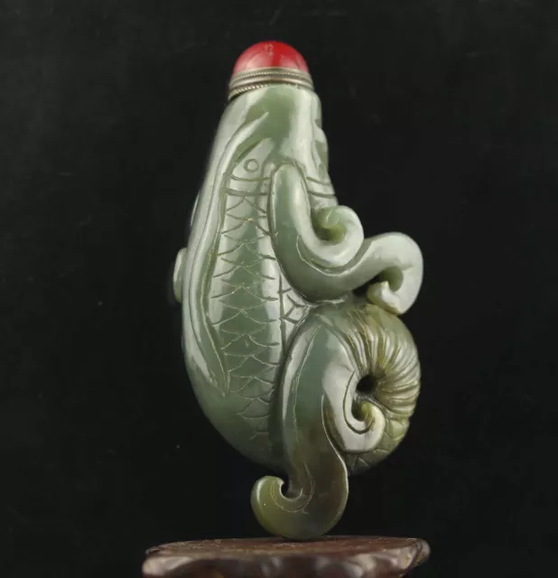 China old natural hetian jade hand-carved statue dragon fish snuff bottle y