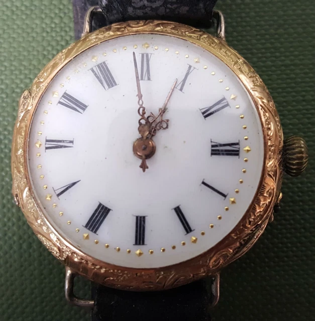 Montre Bracelet Dame En Or 14K Vintage XXe Siècle - Cadran émaillé - Mécanique à Remontage - Suisse
