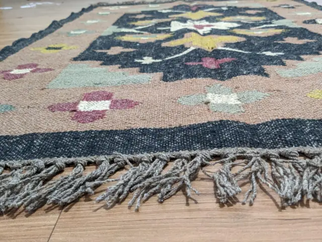 Indian Handmade Beige Area Jute Rugs Braided Geometric Hippie Carpet 4 x 6 Feet