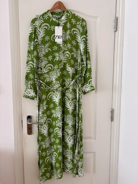 zara green printed dress with belt Zara ZARA Floral Print Green Midi Dress with Belt Size L