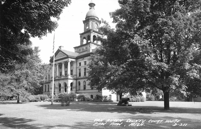 RPPC Van Buren County Court House, Paw Paw, Michigan ca 1940s Vintage Postcard