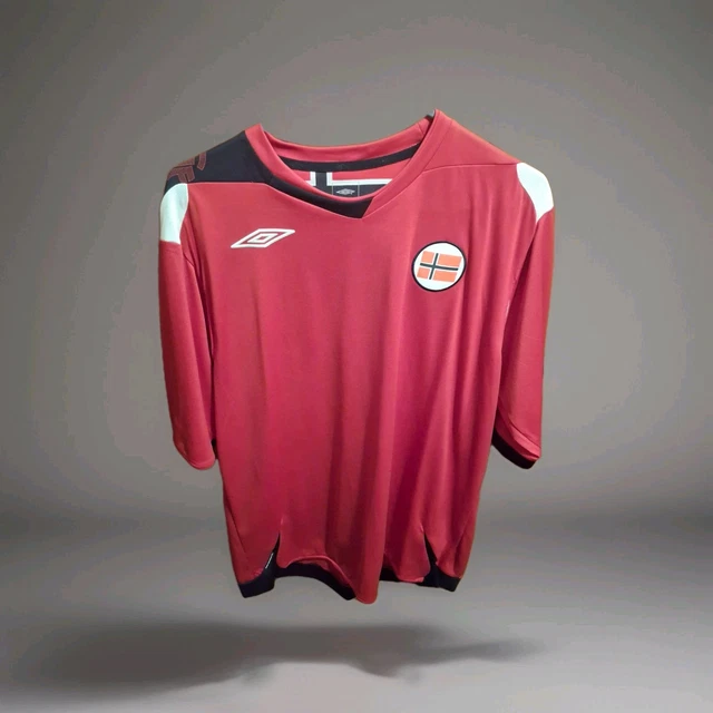 UMBRO NORWAY NATIONAL football shirt 2010/2011 SIZE L MENS new EUR 42,06 - ES