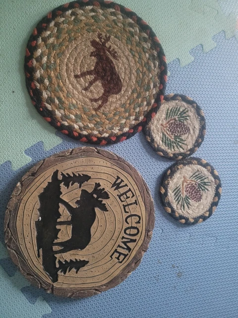 Moose and Pine Cone Trivue