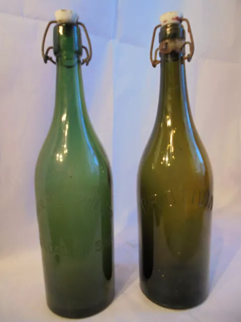 2 Sehr Alte Flaschen Mit Bügelverschluss Geprägt