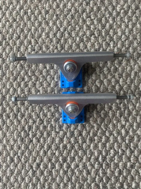 Caliber II Forty Four 10"/44° Longboard Trucks - Blue base silver hanger(Pair)