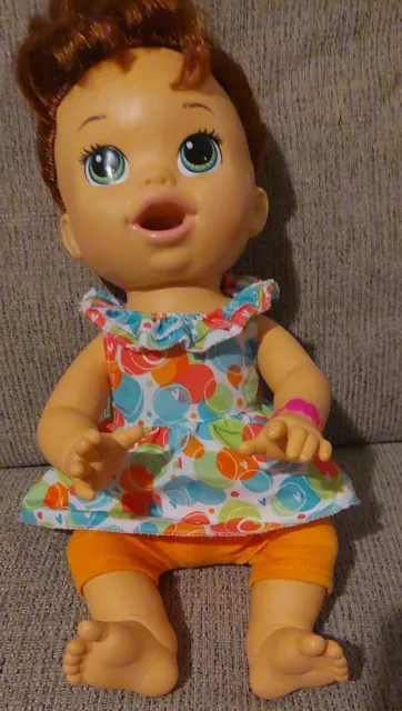 Hasbro Baby Alive Snackin Sara Blonde Bilingual English Spanish Soft Face 2014