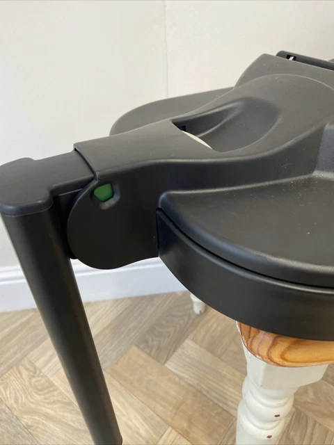 Maxi-Cosi CabrioFix i-Size Base RRP£120 3