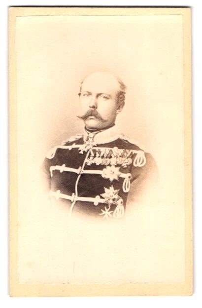 Fotografie Portrait Friedrich Karl Prinz von Preussen in Husaren-Uniform mit Or