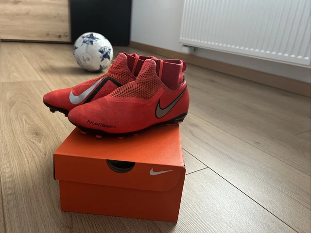 Nike Phantom Fussball Schuhe Kinder in Größe 36,0