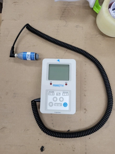 Maxtec MAXO2ME Oxygen Analyzer As Pictured Nice Condition