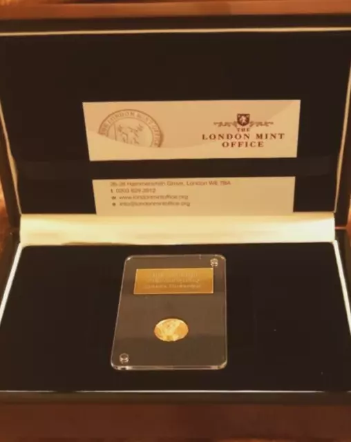 2015 Quarter Sovereign Battle Britain 22ct Solid Gold 1/4 Proof Coin Cased