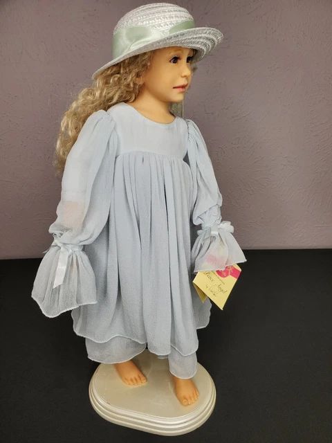 Elite Dolls By DIANE KEELER Angelica 17" Porcelain Doll Peace Angel