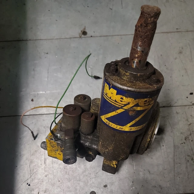Meyer E60 plow pump core or rebuild #3