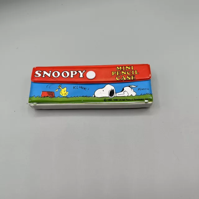 VINTAGE SNOOPY BUTTERFLY Mini Pencil Case Woodstock 1958, 1965 NEW