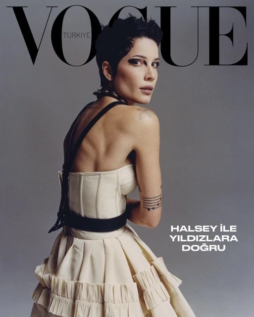 VOGUE TÜRKIYE MAGAZINE December 2019 EUR 151,49 - PicClick ES