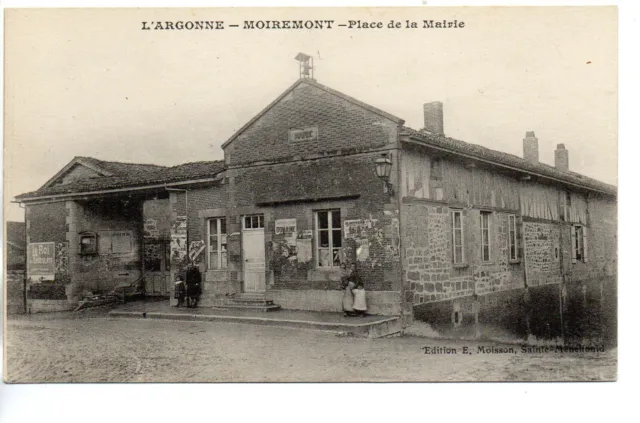 MOIREMONT  Argonne - Marne - CPA 51 - la place de la Mairie