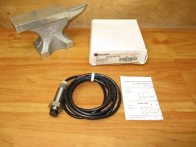 Cutler Hammer E57LAL18T111E *NEW* Proximity Switch Sensor 18mm Tubular Eaton