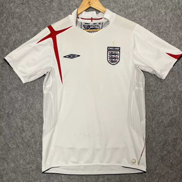 England Shirt Umbro Football Home 2005/06/07 Herren kleines Oberteil Vintage Retro weiß