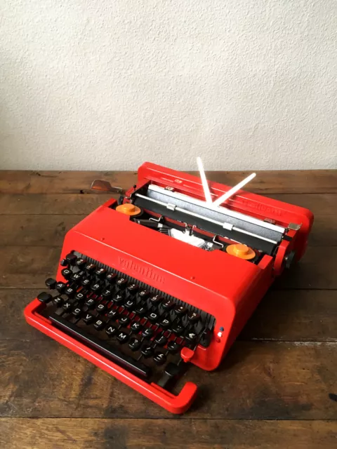 Machine à écrire Olivetti Valentine Rouge révisée nettoyée, très bon état