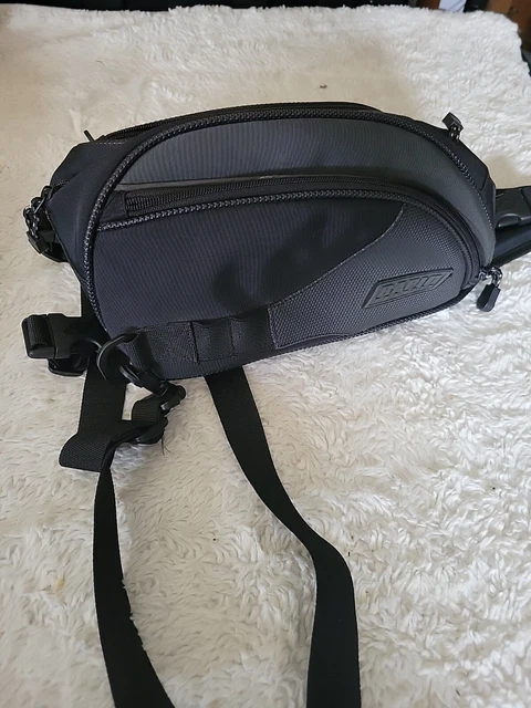 Rapid Transit Motorcycle Tank Bag Magnetic Black