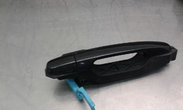 Maniglia Portiera Esterna Lato Guida Per Hyundai I30 (2007-2012) E Kia Cee'd (2006-2012) – Ricambio 82651-2H000, Plastica ABS Con Foro Chiave
