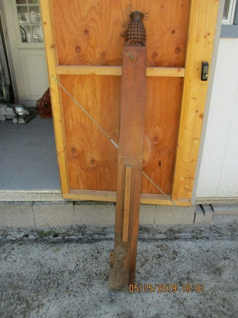 Vintage Solid Wood  Newel Post Carved Pineapple Top We Ship!!!!!!