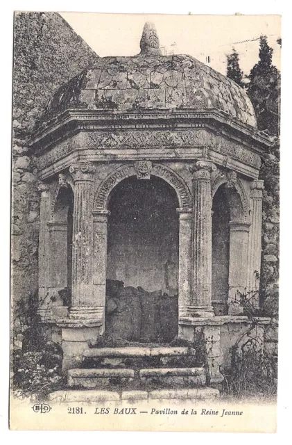 les baux ,  pavillon de la reine jeanne
