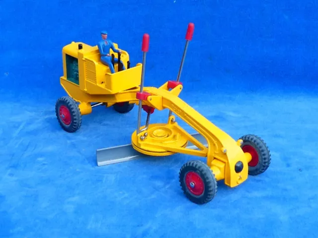 Superbe Rare Top ++ Dinky Toys Supertoys Profileur 100 Richier N° 886