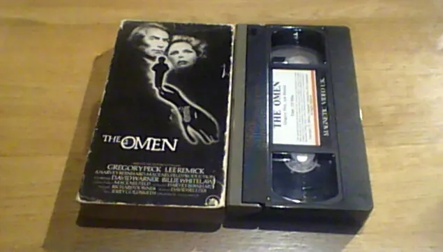 The Omen UK PAL FULL CARTON PRE-CERT VHS VIDEO 1980 Gregory Peck Lee Remick