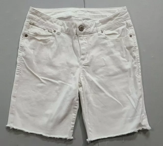 Maurices Juniors Size 3/4 White Shorts Stretch Cut-Off White Summer Short NICE!