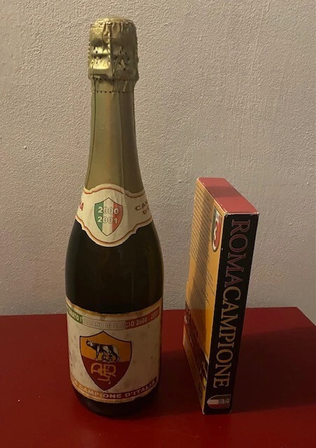 【中古】 Roma Campione D’italia 2000ー2001 ROMA CAMPIONE D'ITALIA 2000-2001 GAZZETTA DELLO SPORT CON