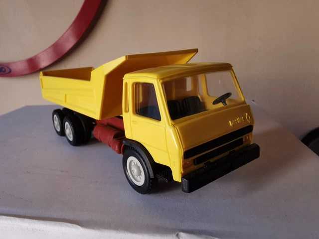 LBS (FRANCE) BERLET GRH 230 6x4 Benne MARREL jaune & marron A.b