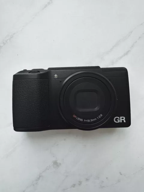 Ricoh GR II 16.2MP Digital Camera - Black - with Original Battery/Charger *RARE*