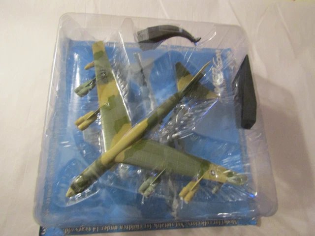Avion Messerschmitt WIKING Échelle 1:200 – Maquette Allemagne Vintage