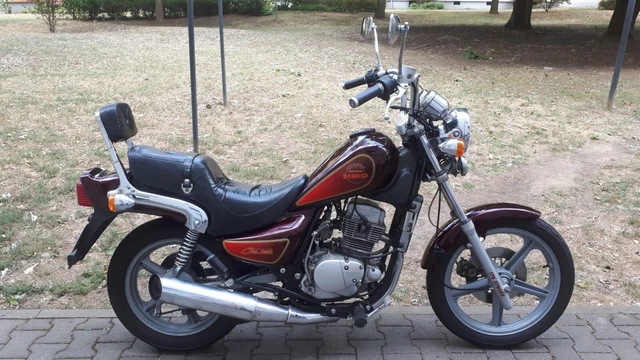 Motorrad 125 ccm chopper mit TUV, Top Zustand voll Funktionsfäh, KM Stand 13.750
