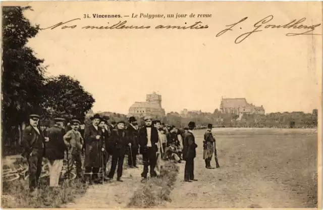 CPA AK VINENNES Le Polygone a Day of Review (672258)