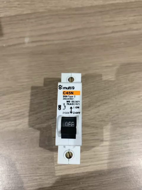 Merlin Gerin Schneider Multi 9 C45N 32Amp type 2 MCB Circuit Breaker